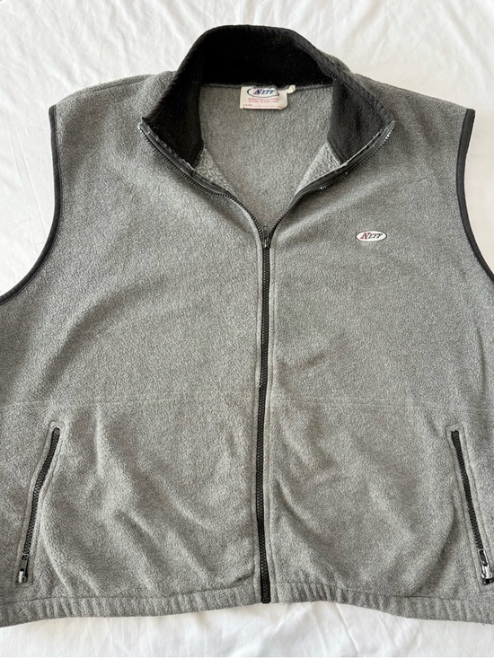 Neff Other - NEFF Brand Men’s Gray Vest Size Large Zip Up Pockets In Front . Great Condition